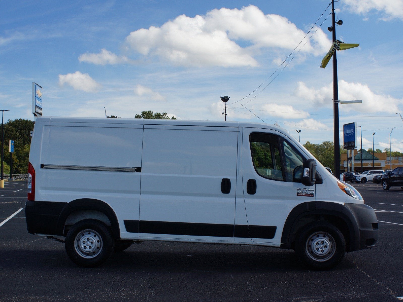 2021 RAM ProMaster 1500 Cargo Van Low Roof 136" WB