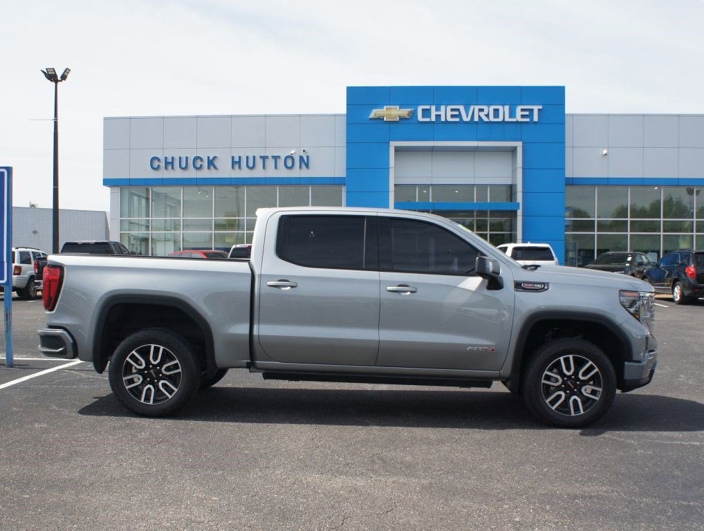 2024 GMC Sierra 4WD Crew Cab Short Box AT4's photo