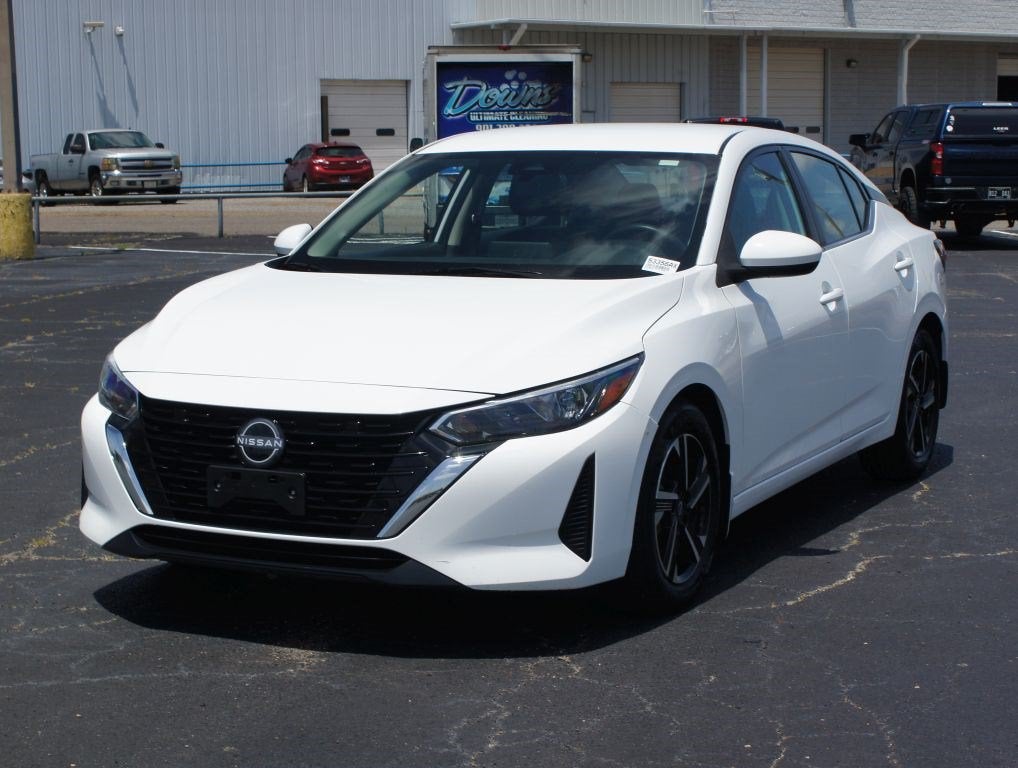 2024 Nissan Sentra SV Xtronic CVT