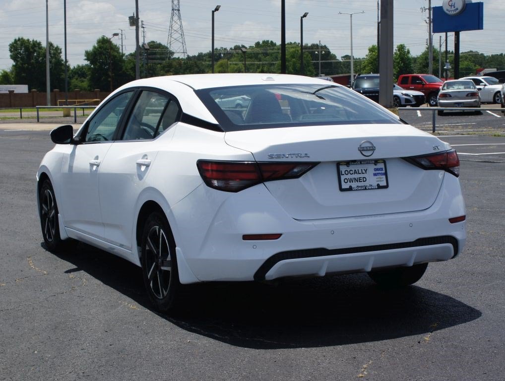 2024 Nissan Sentra SV Xtronic CVT