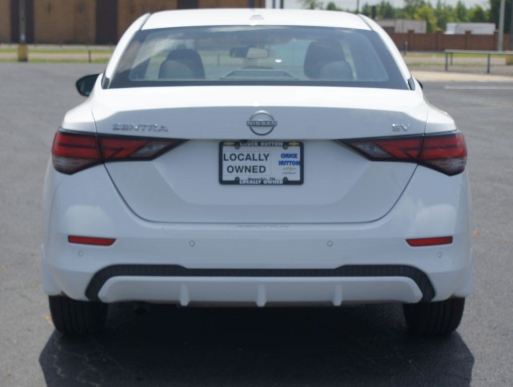 2024 Nissan Sentra SV Xtronic CVT