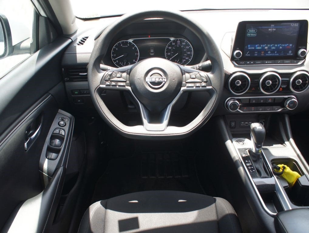 2024 Nissan Sentra SV Xtronic CVT