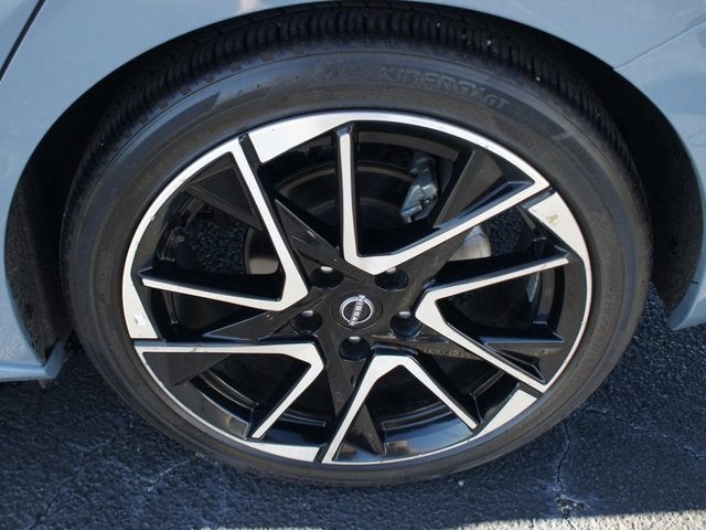 2024 Nissan Sentra SR Xtronic CVT