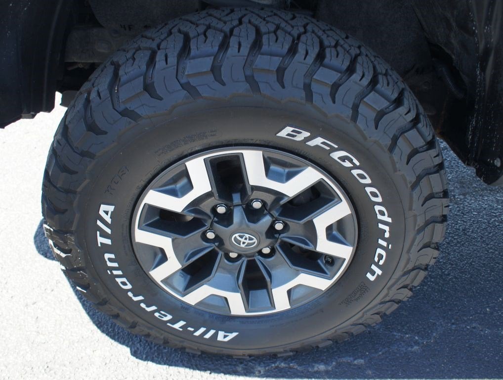 2020 Toyota Tacoma 4WD SR5