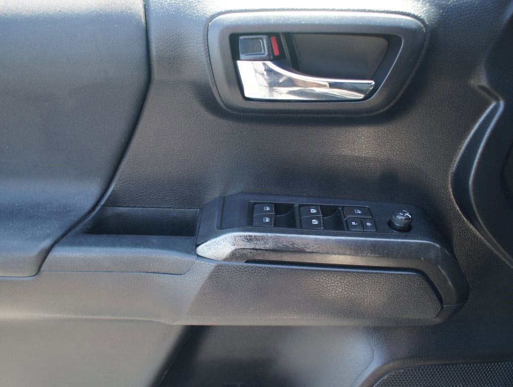 2020 Toyota Tacoma 4WD SR5