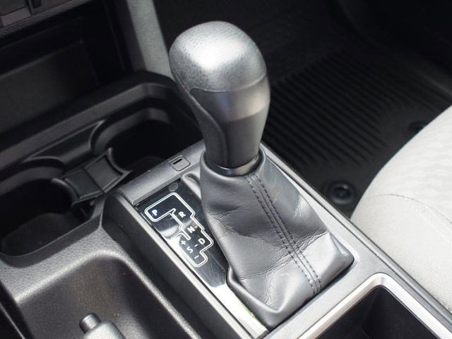 2022 Toyota Tacoma 2WD SR