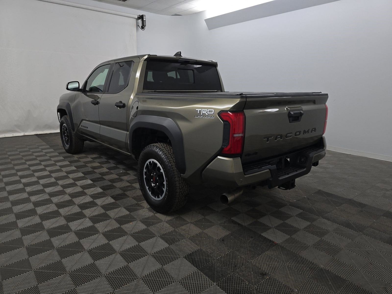 2025 Toyota Tacoma 4WD SR