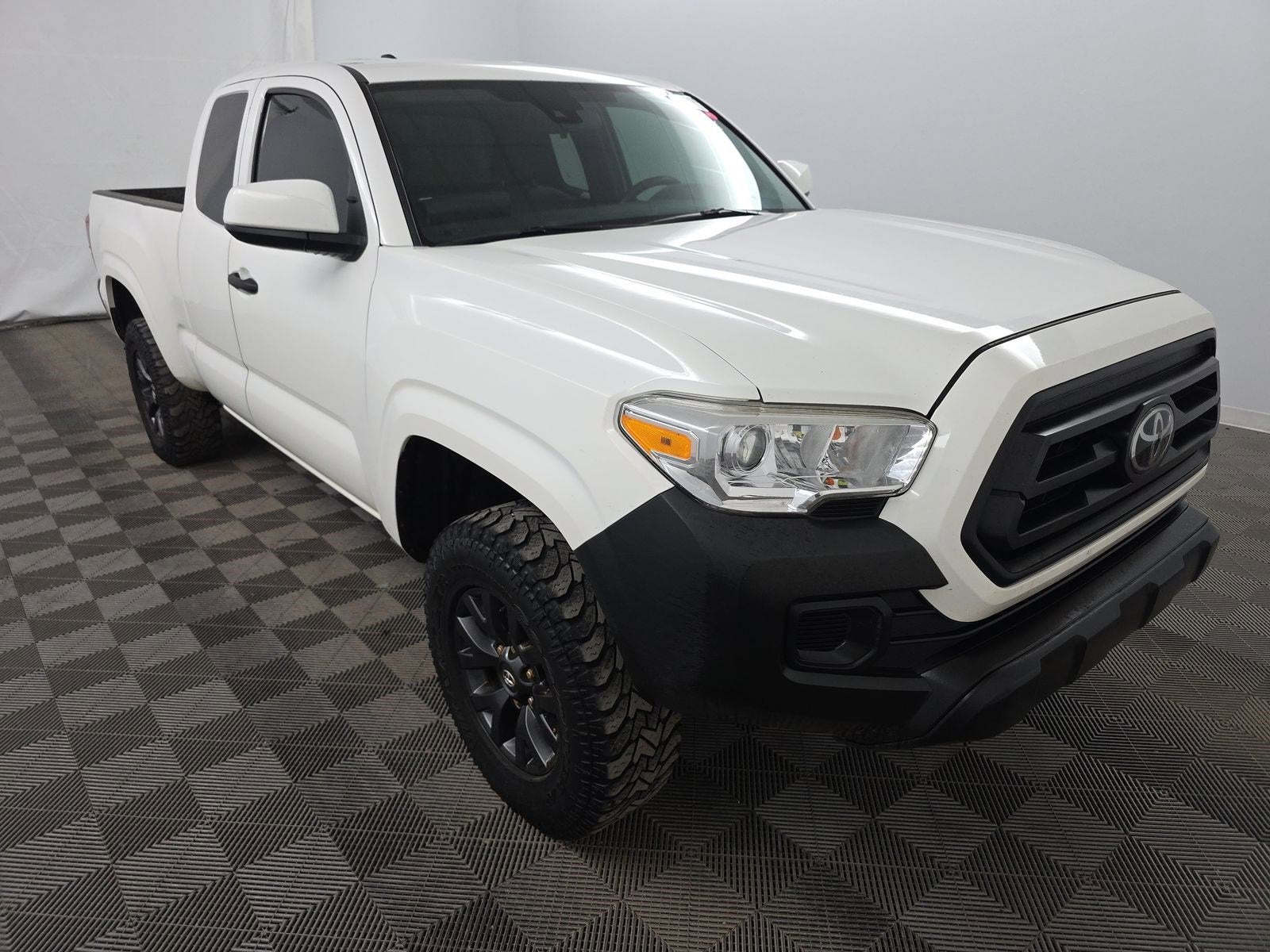 2020 Toyota Tacoma SR