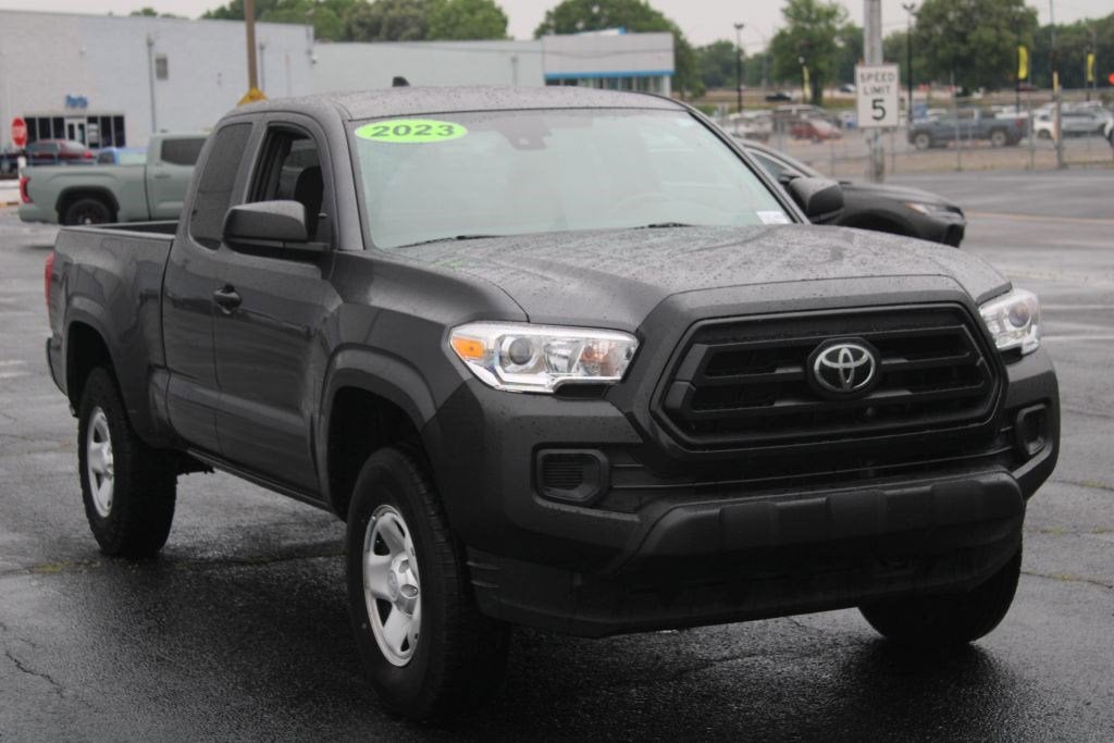 2023 Toyota Tacoma SR