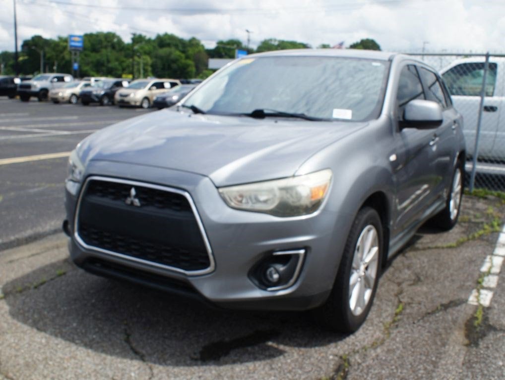 2015 Mitsubishi Outlander Sport 2.4 ES 2WD CVT's photo