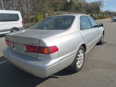 2001 Toyota Camry LE