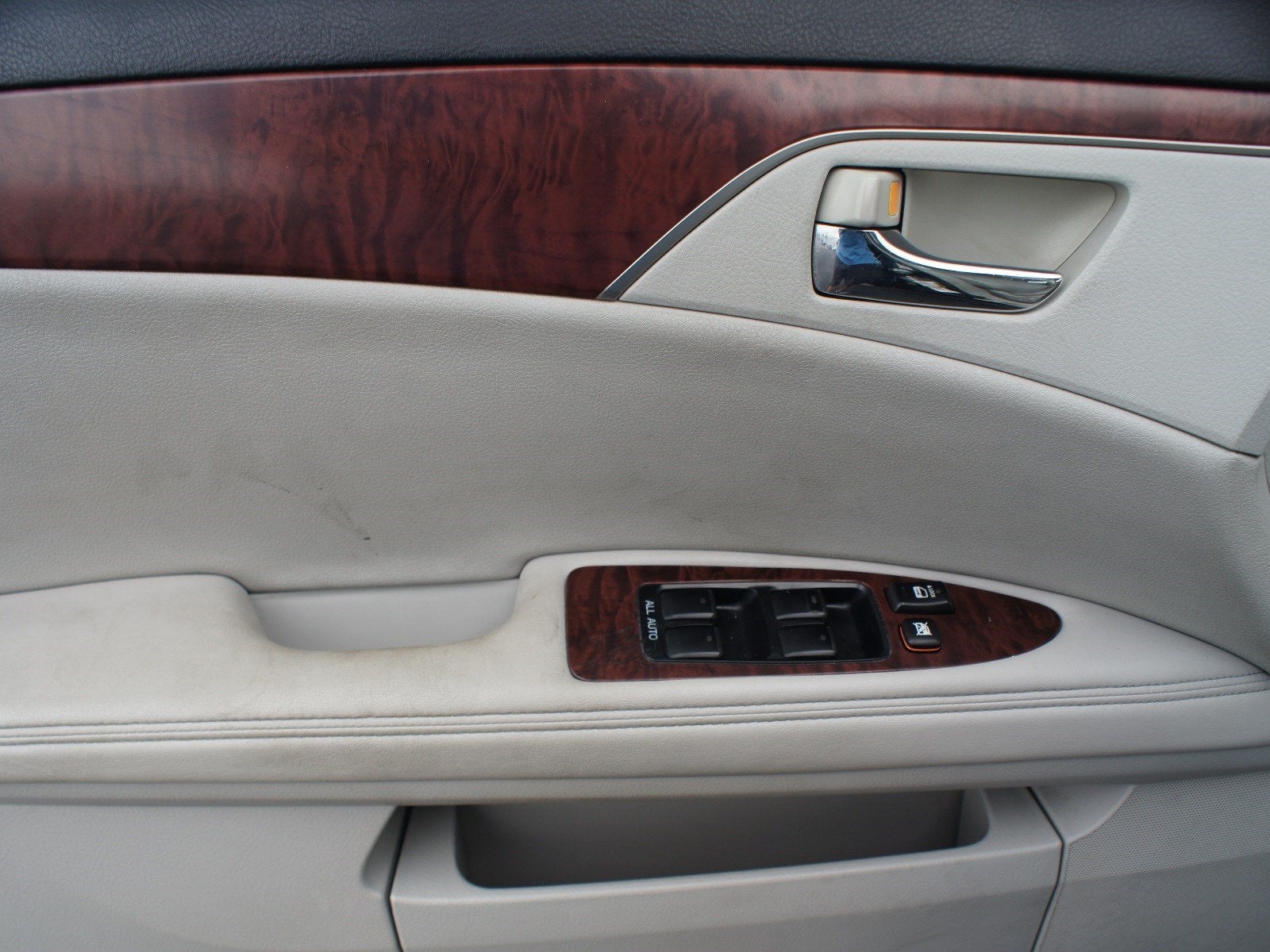 2012 Toyota Avalon Limited
