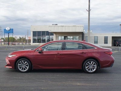 2019 Toyota Avalon XLE