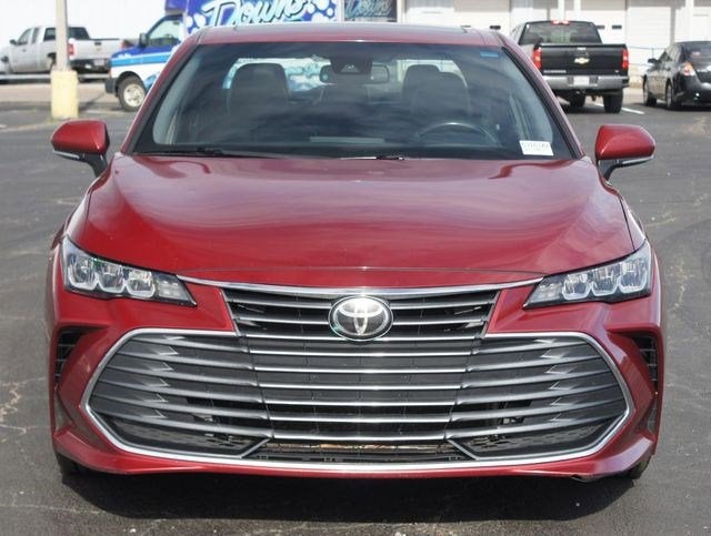 2019 Toyota Avalon XLE