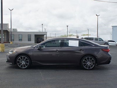 2019 Toyota Avalon XSE