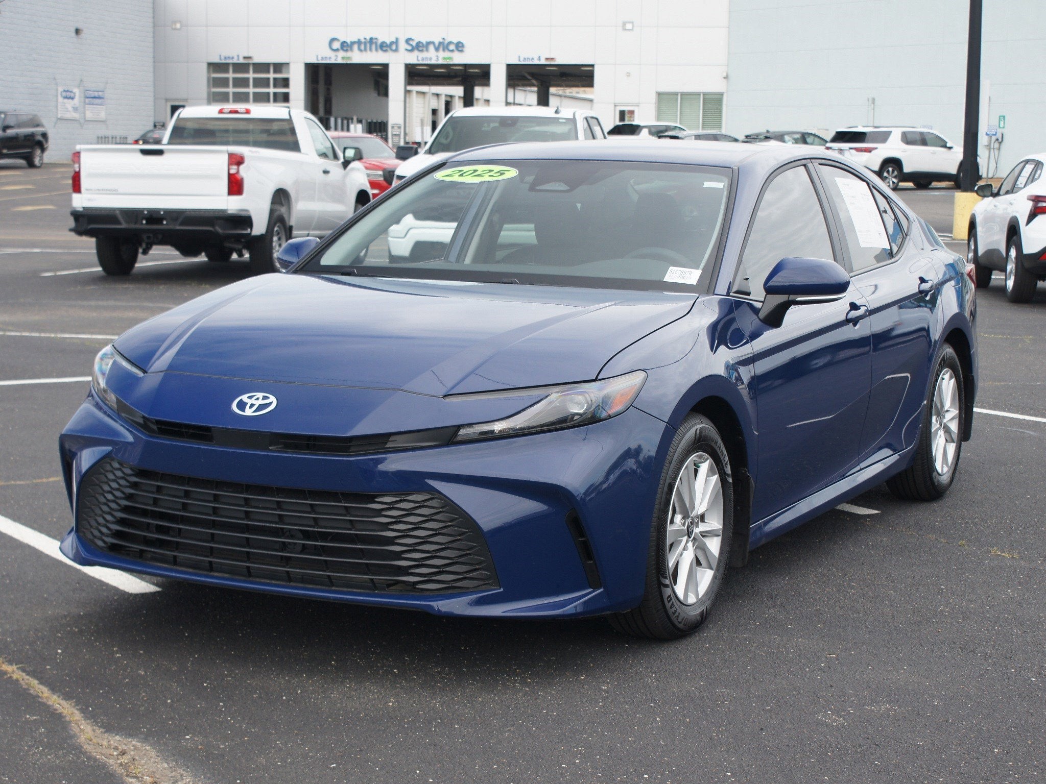 2025 Toyota Camry LE