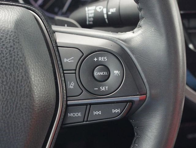 2022 Toyota Camry Hybrid XSE