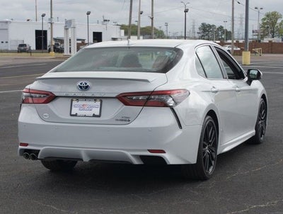 2022 Toyota Camry Hybrid XSE