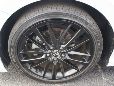 2022 Toyota Camry Hybrid XSE