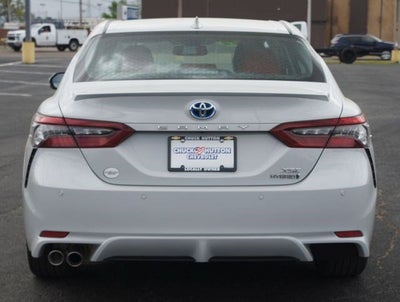 2022 Toyota Camry Hybrid XSE