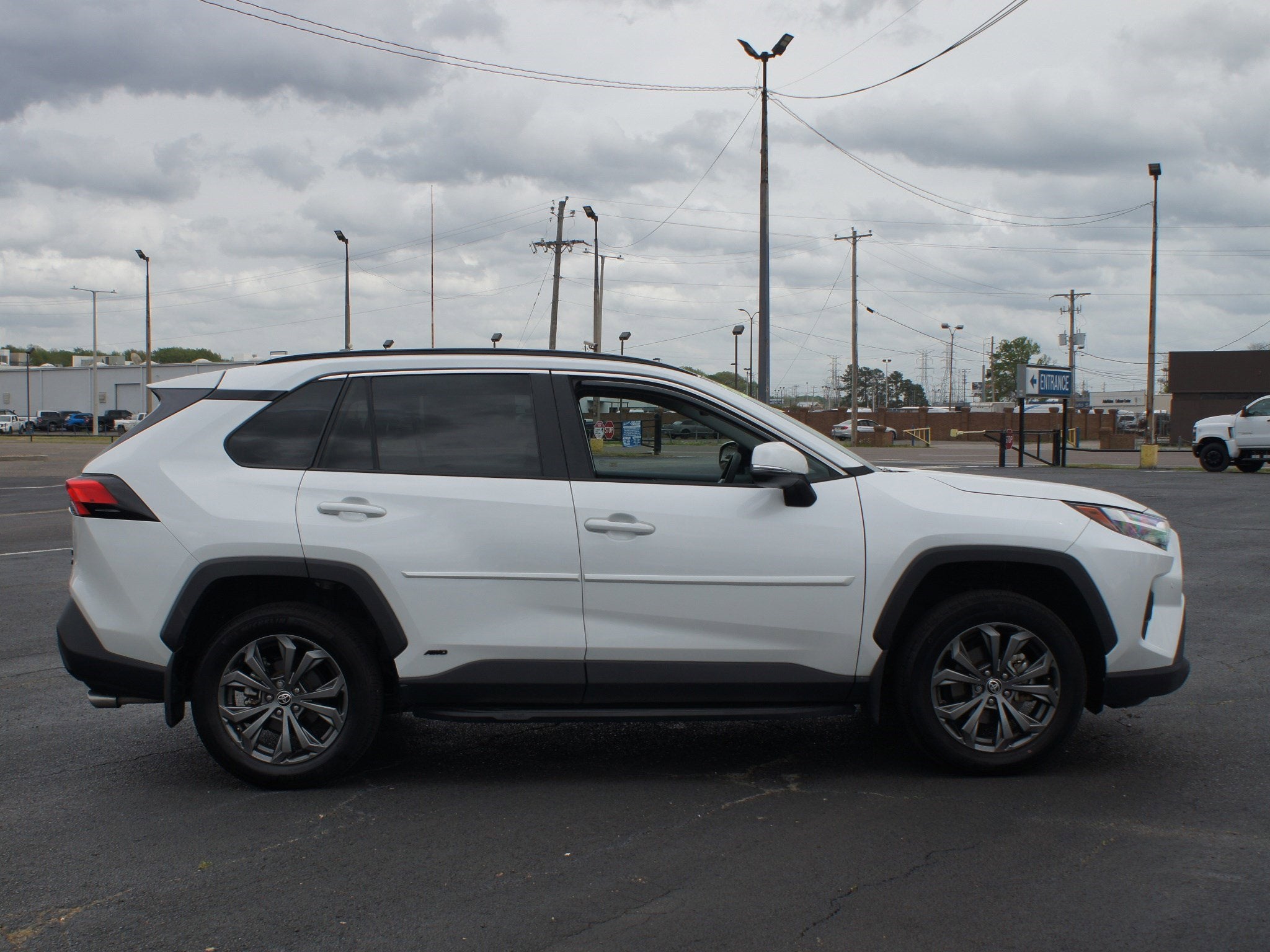 2023 Toyota RAV4 Hybrid XLE Premium