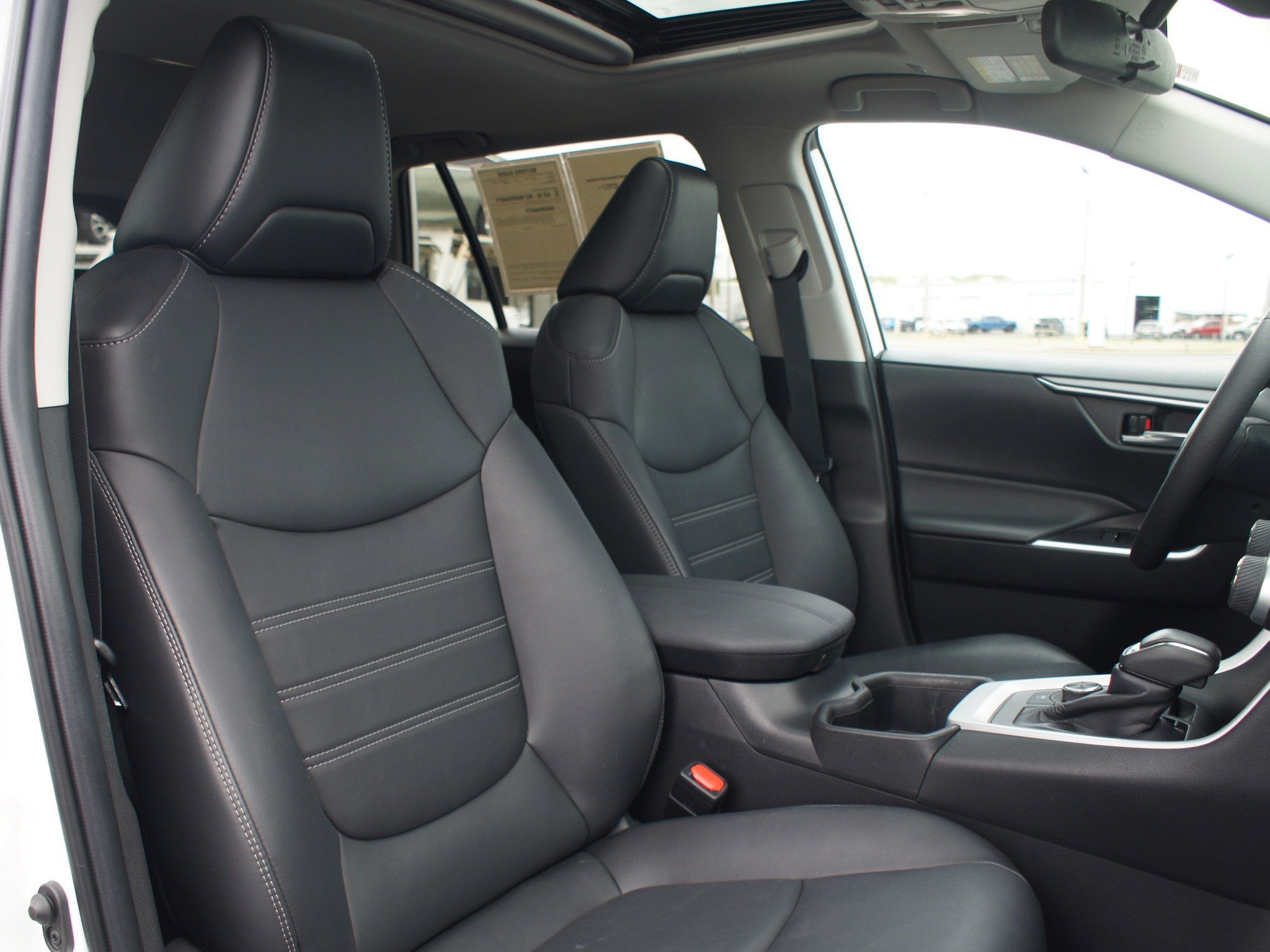 2023 Toyota RAV4 Hybrid XLE Premium