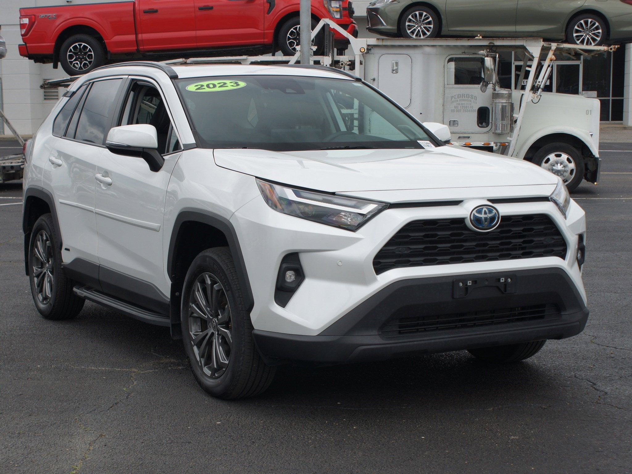 2023 Toyota RAV4 Hybrid XLE Premium