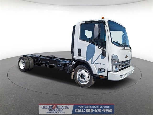 2024 Chevrolet Low Cab Forward 4500 1WT