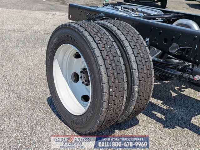 2024 Chevrolet Low Cab Forward 4500 1WT