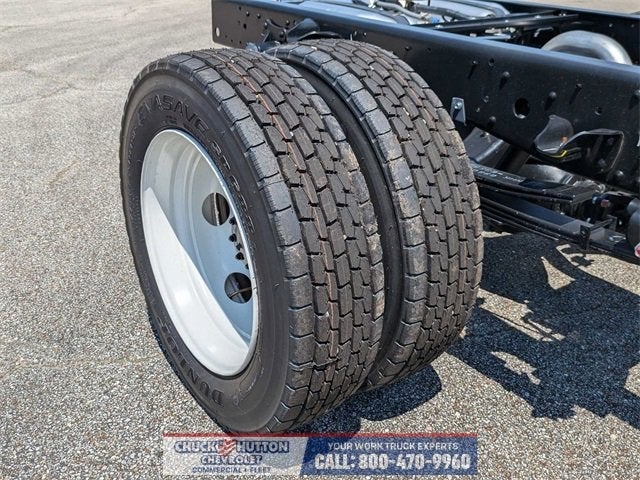 2024 Chevrolet Low Cab Forward 4500 1WT