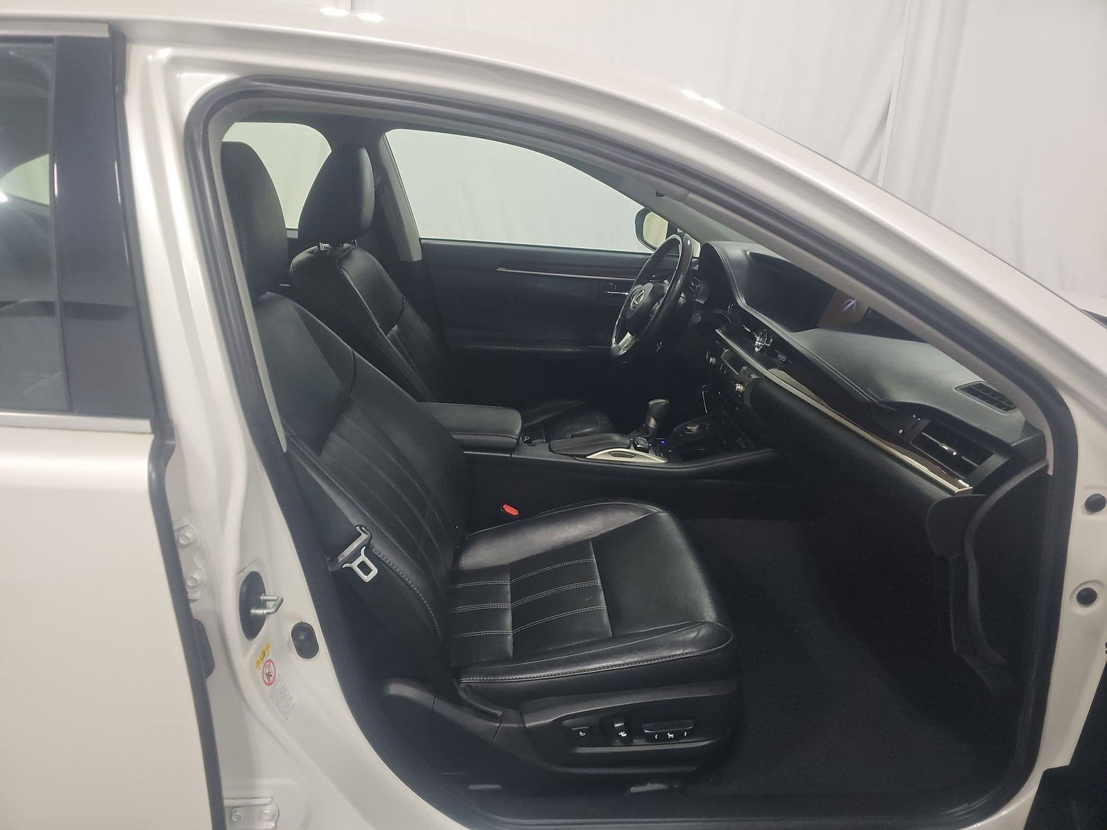 2016 Lexus ES 350 Base