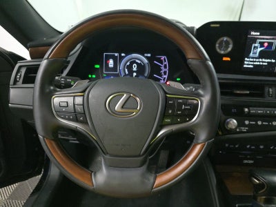 2022 Lexus ES ES 300h Luxury