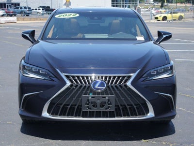 2022 Lexus ES ES 300h Luxury