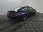2022 Lexus ES ES 300h Luxury