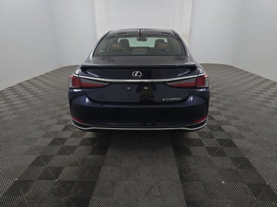 2022 Lexus ES ES 300h Luxury