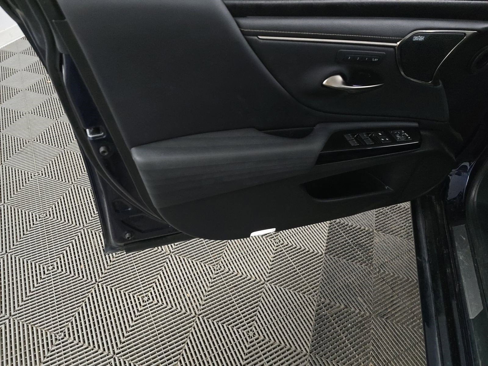 2022 Lexus ES ES 350 Ultra Luxury