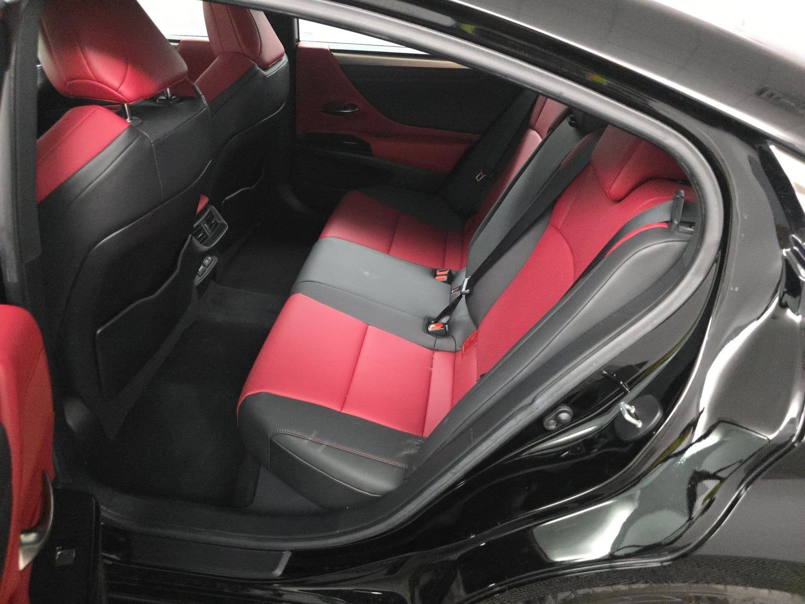 2023 Lexus ES ES 350 F SPORT Handling