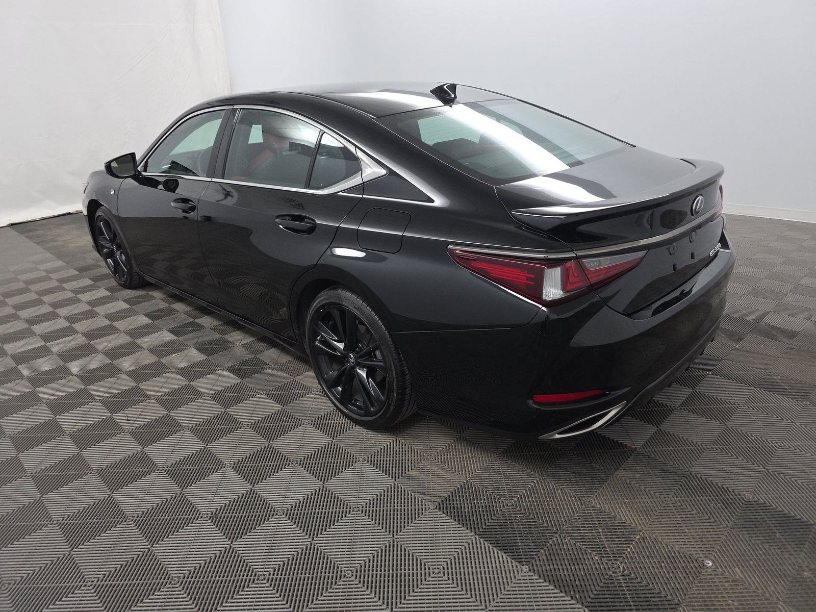 2023 Lexus ES ES 350 F SPORT Handling