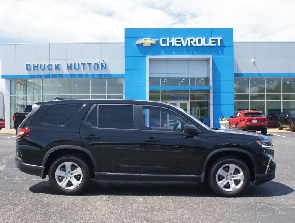 2023 Honda Pilot 2WD LX