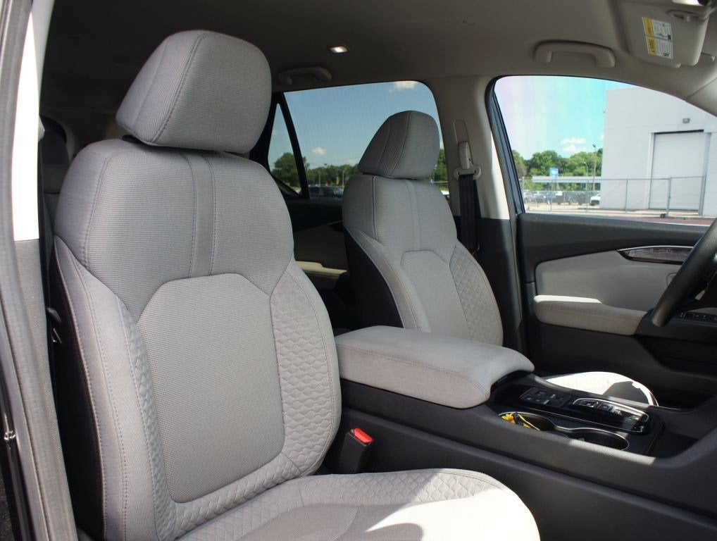 2023 Honda Pilot 2WD LX