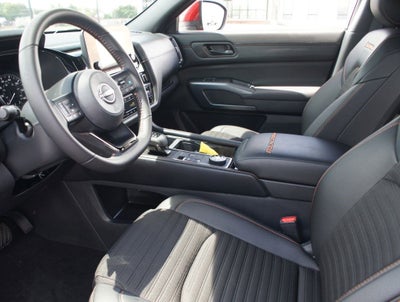 2025 Nissan Pathfinder Rock Creek 4WD