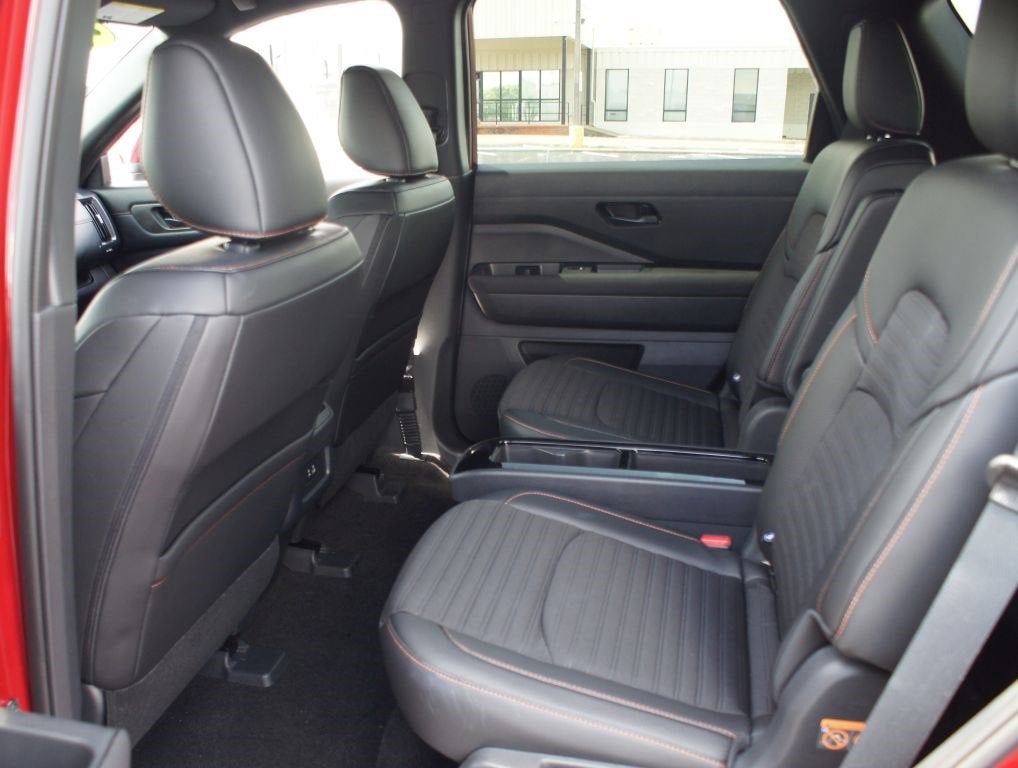 2025 Nissan Pathfinder Rock Creek 4WD