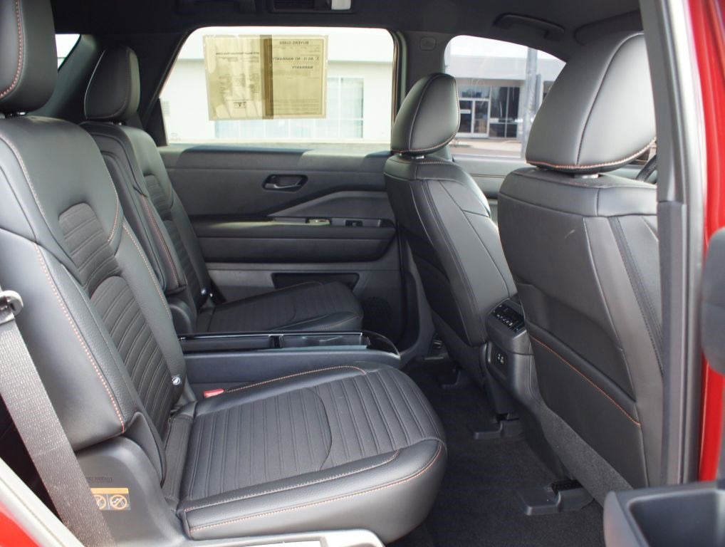 2025 Nissan Pathfinder Rock Creek 4WD