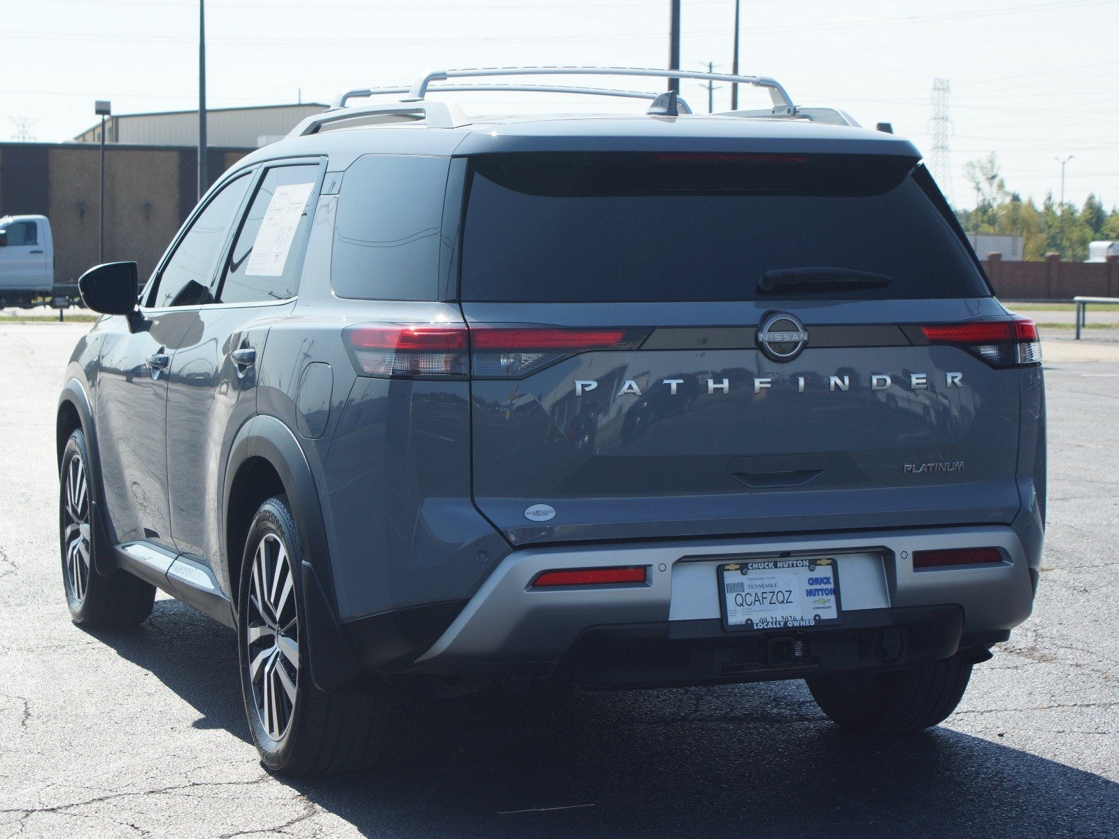 2025 Nissan Pathfinder Platinum FWD