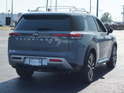 2025 Nissan Pathfinder Platinum FWD