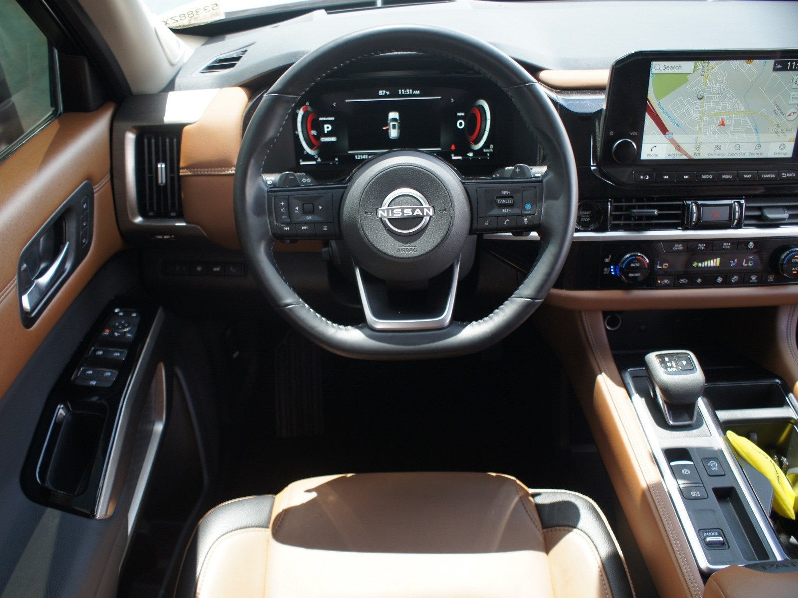 2025 Nissan Pathfinder Platinum FWD