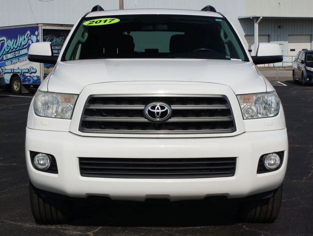2017 Toyota Sequoia SR5