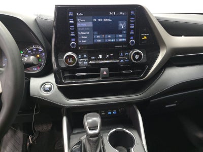 2022 Toyota Highlander LE