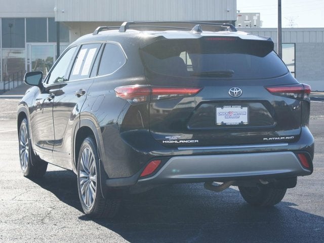 2022 Toyota Highlander Platinum