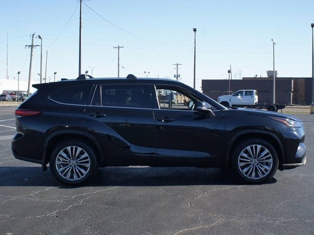 2022 Toyota Highlander Platinum